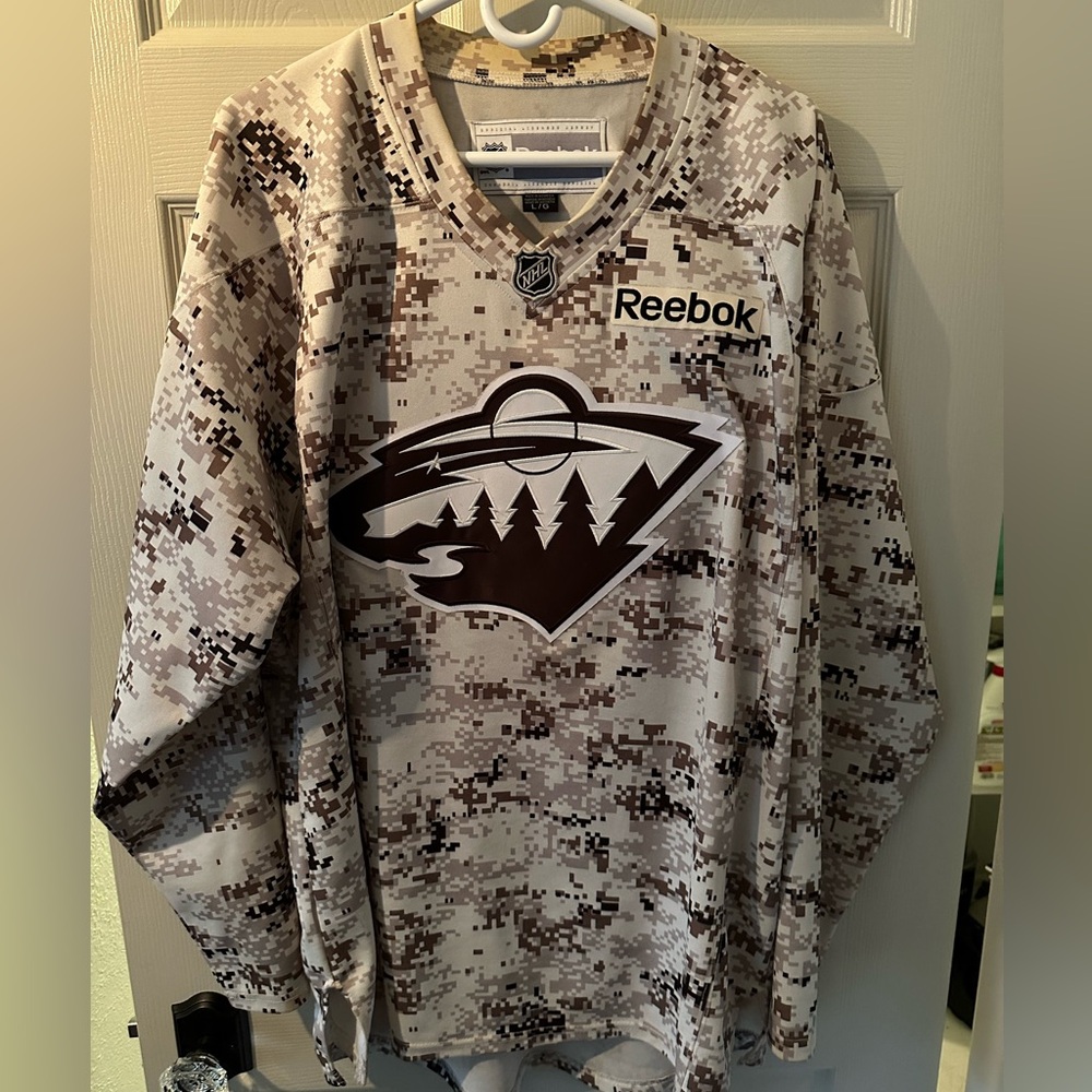 Reebok Minnesota Wild NHL Pro Stock Hockey Military Camoflage Jersey Large